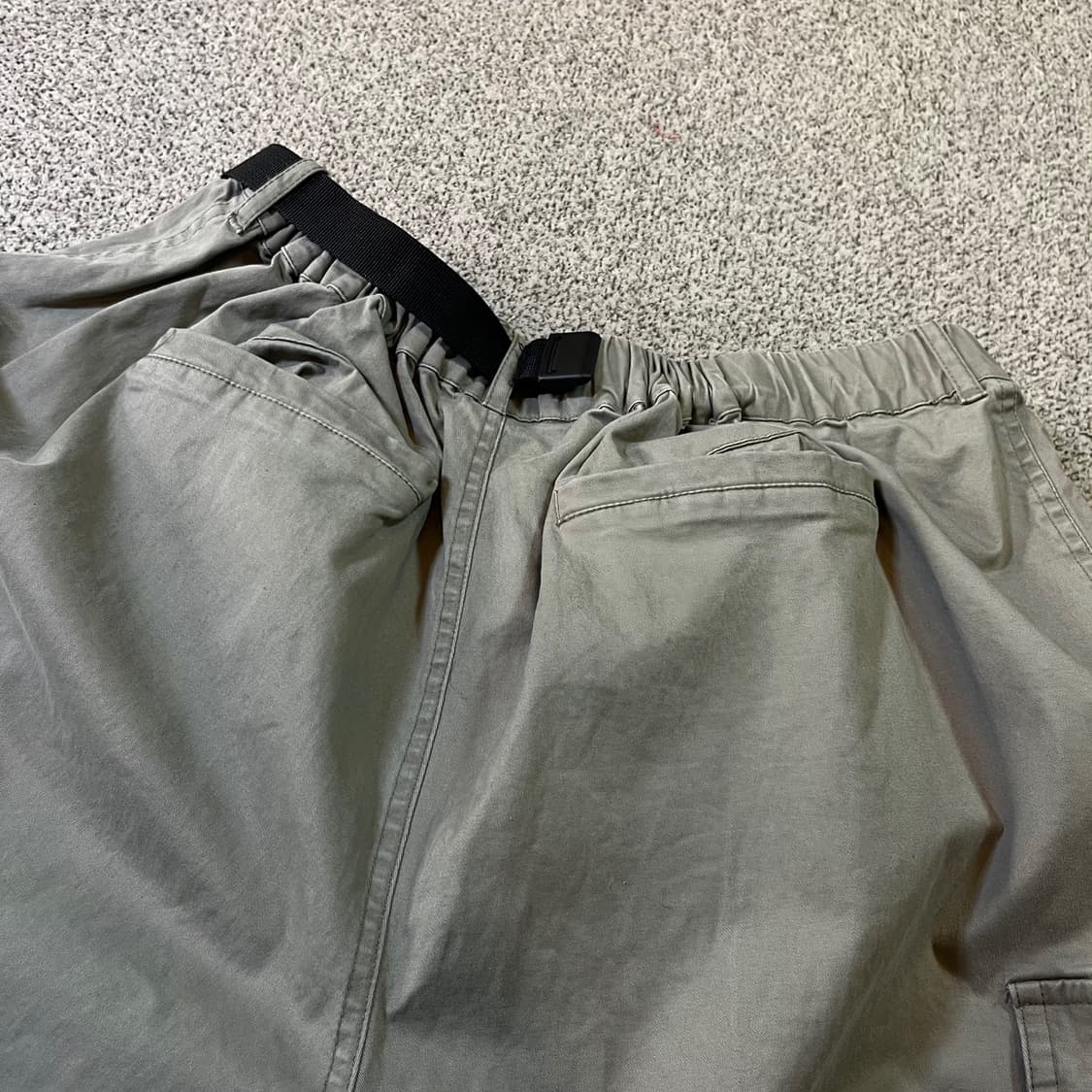 인더스트 핀턱 와이드 카고 팬츠 상품이미지3