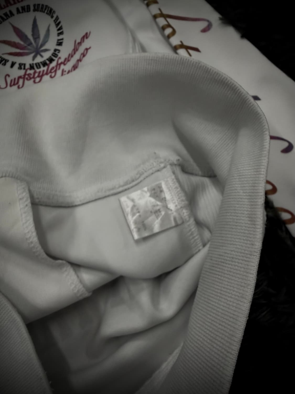 마리화나 그래픽 레터링 하이넥 트랙탑 상품이미지9