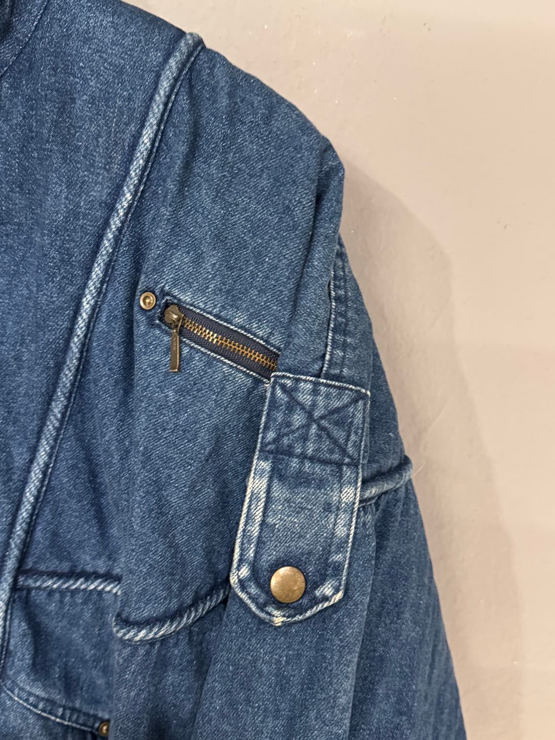 No Structure 디테일 하이넥 데님 봄버자켓  상품이미지5