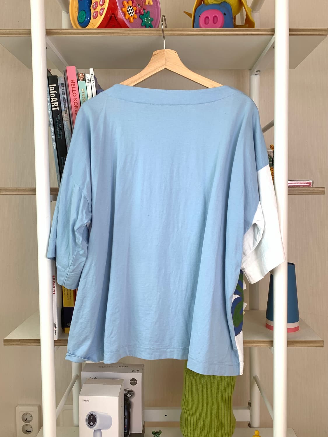 마르니 x 유니클로 u넥 티셔츠 (blue) 상품이미지4