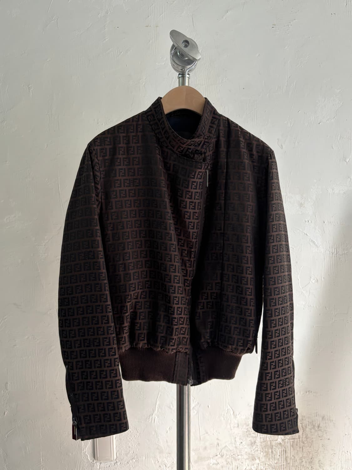 Fendi 펜디 브라운 FF 모노그램 봄버 자켓 상품이미지7