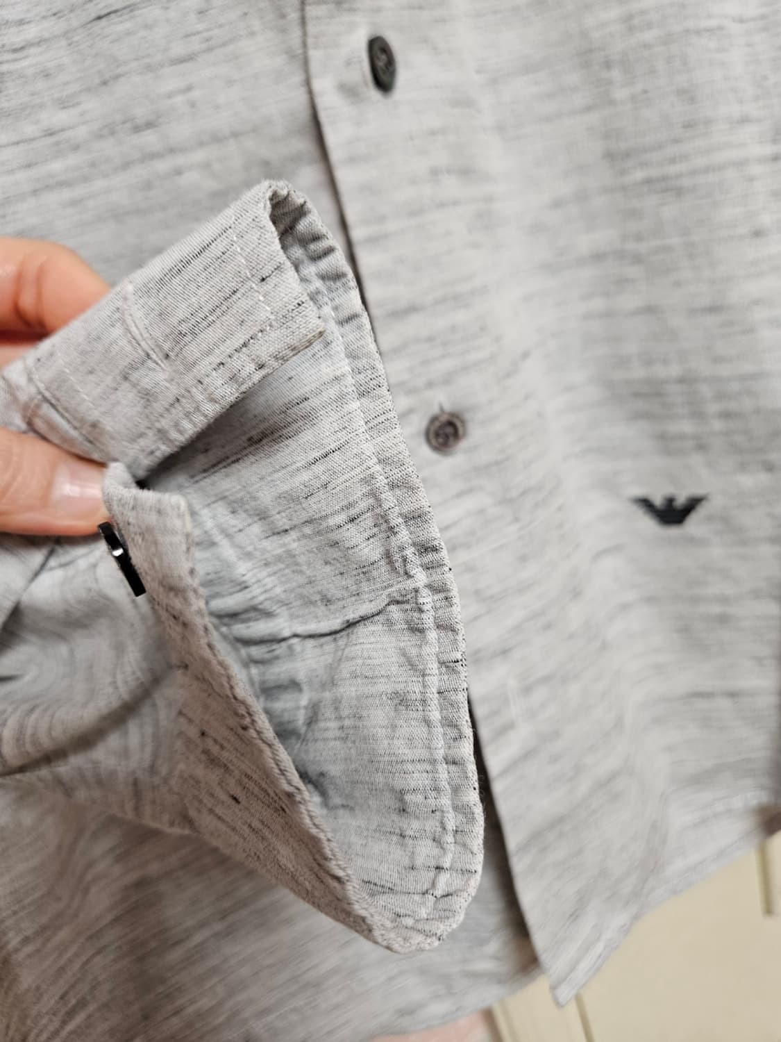 엠포리오 아르마니. 슬림핏 슬러브 니트 셔츠 상품이미지4