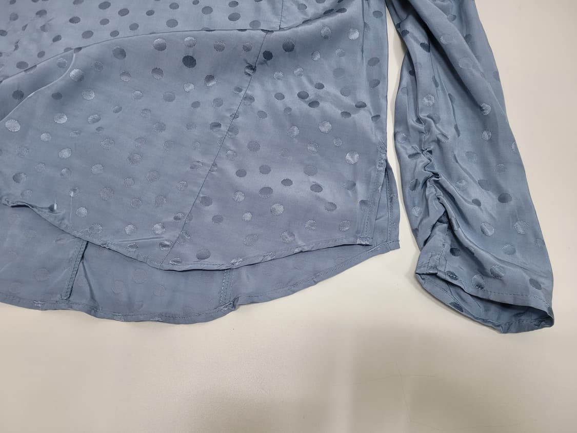 SISLEY 21SS 시슬리 레이온 블라우스 / 여 85 (42)
 상품이미지7