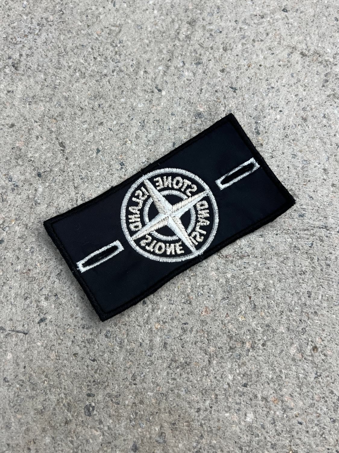 스톤아일랜드 화이트 와펜 상품이미지3