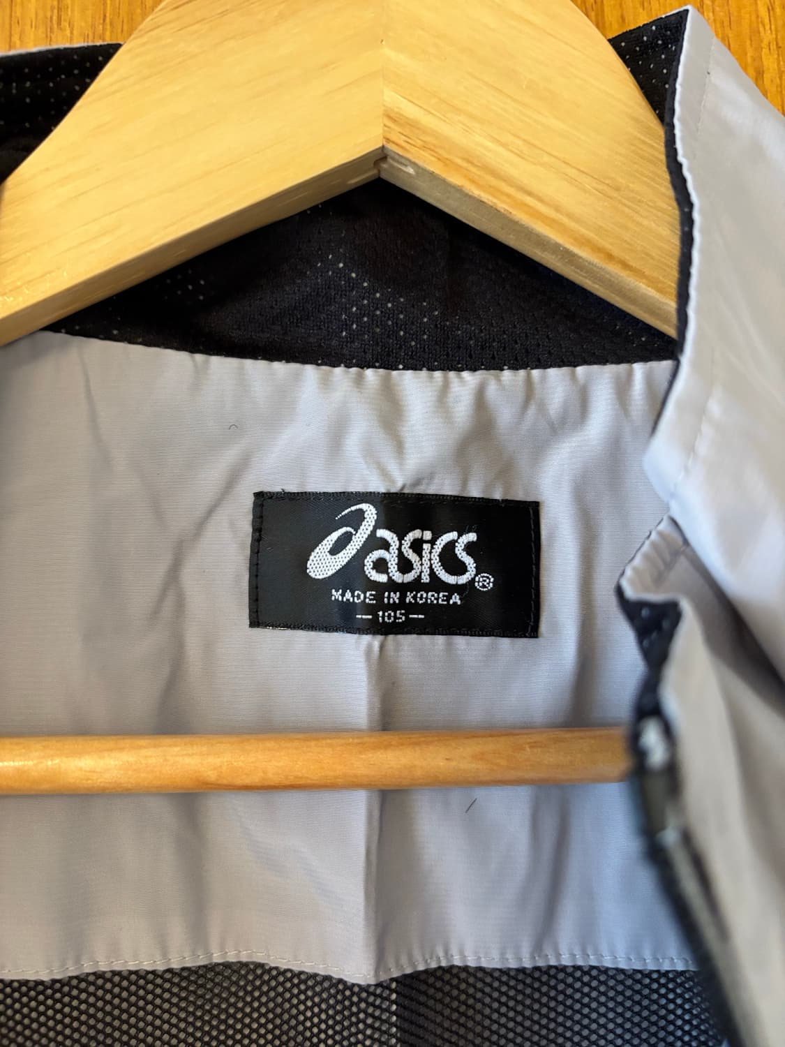 아식스 바람막이 자켓 그레이 상품이미지5