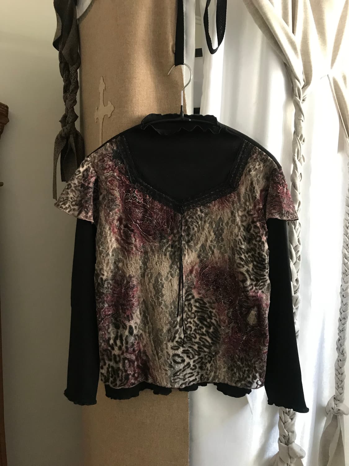 vintage pattern top 상품이미지1