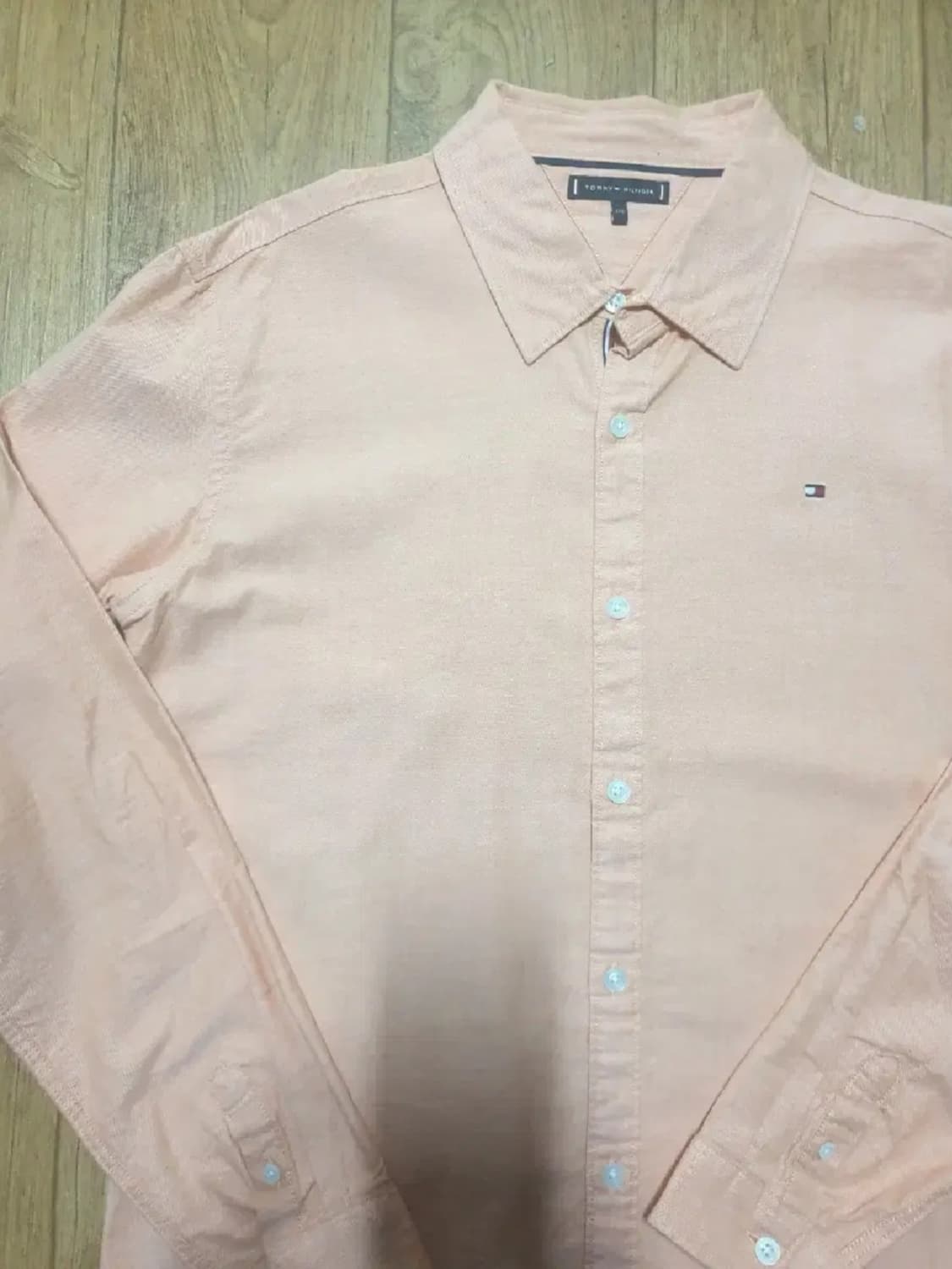 타미힐피거 남방셔츠 95~100 사이즈입니다 상품이미지4