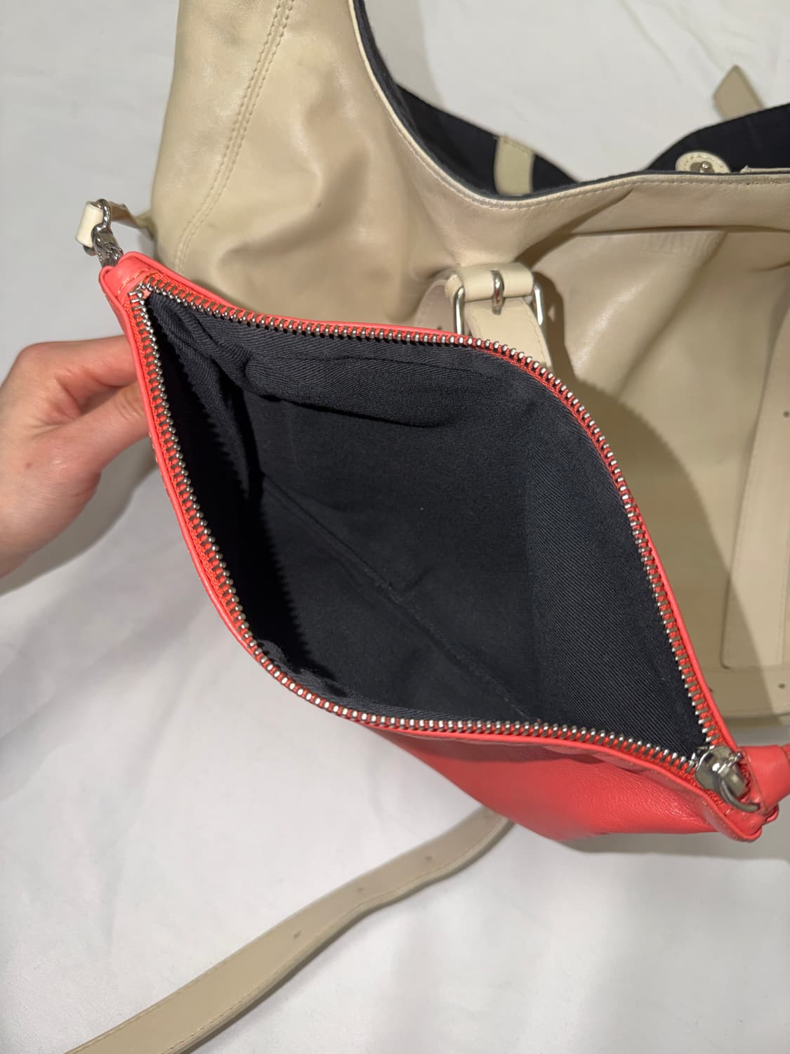 마르지엘라 mm6 레더 도트백 상품이미지7