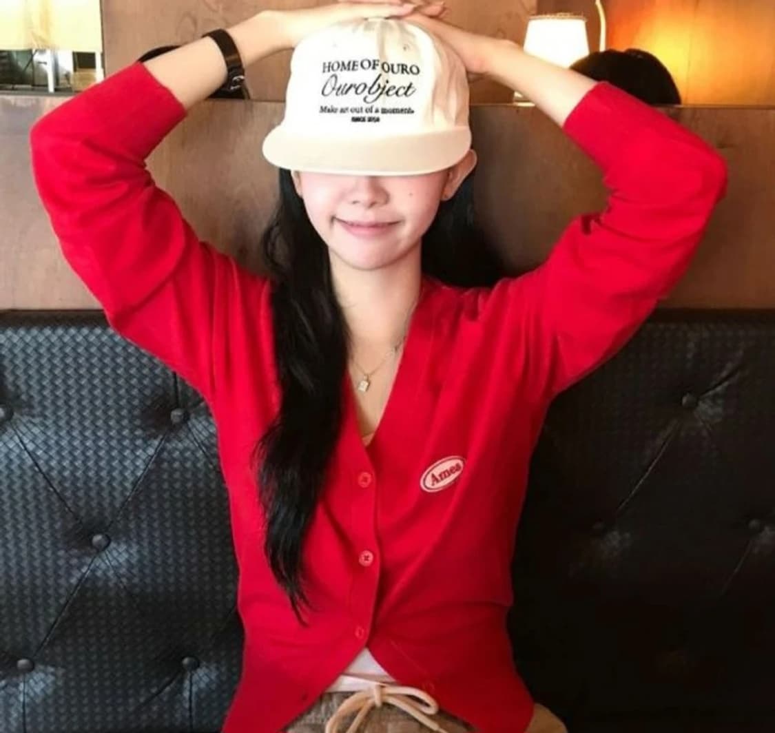 QR인증가능)아메스 월드와이드 베이직 로고 와펜 가디건 (RED) 상품이미지1