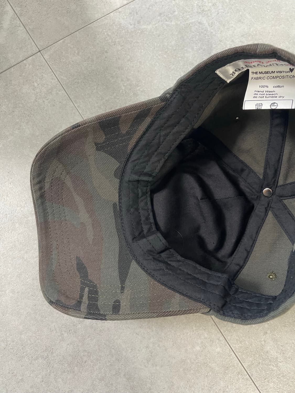 더뮤지엄비지터 하트 패치 스터드 볼캡 카모 상품이미지3