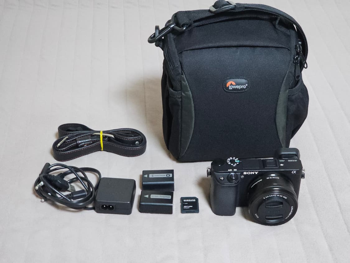 소니 A6300 미러리스 카메라 상품이미지1