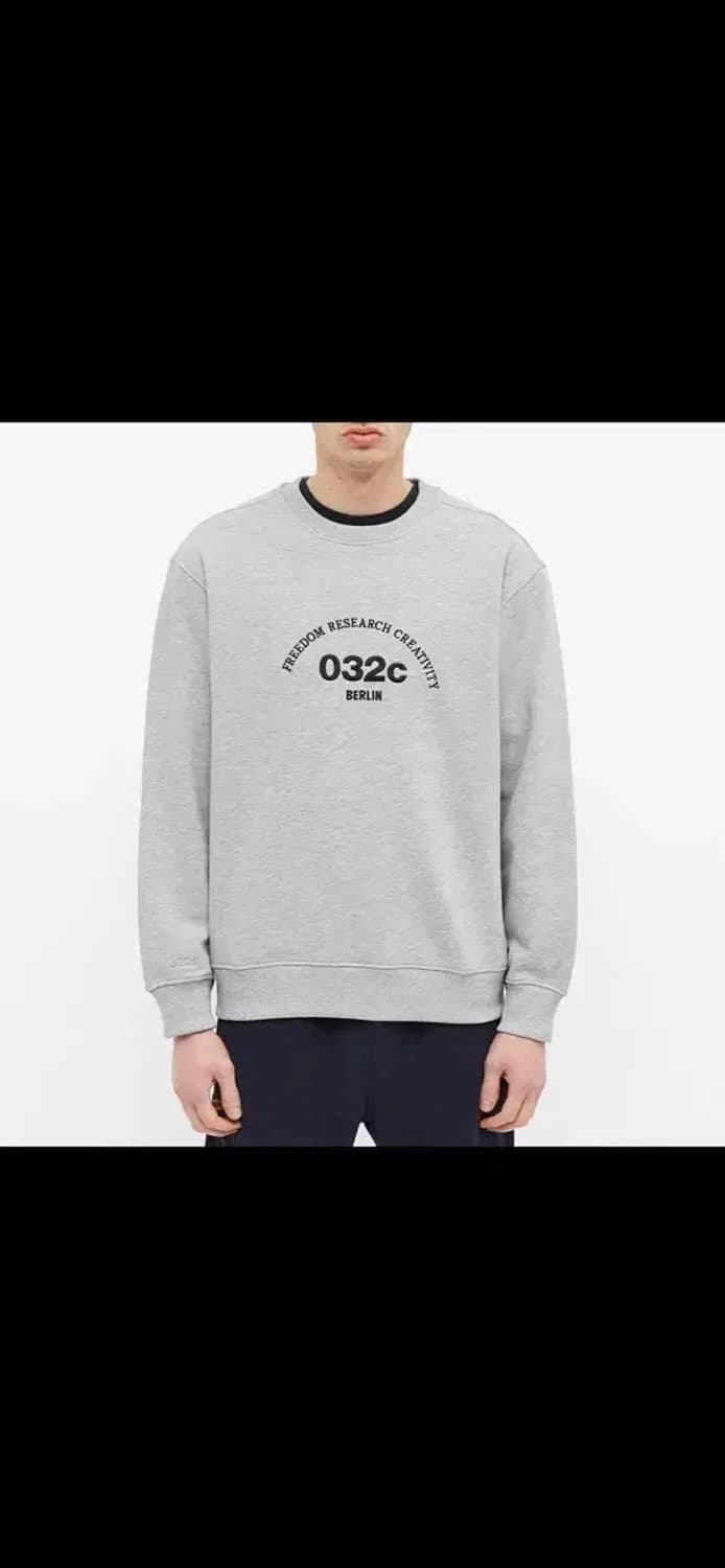 032c 맨투맨 새상품 s 상품이미지1