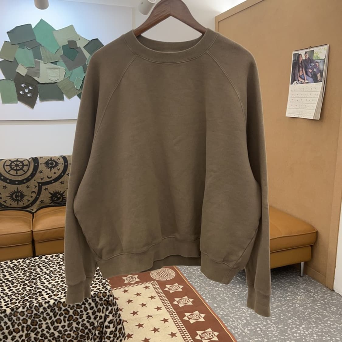 피어 오브 갓 에센셜 모던 캐주얼 백로고 약기모 맨투맨 M C09093 상품이미지3