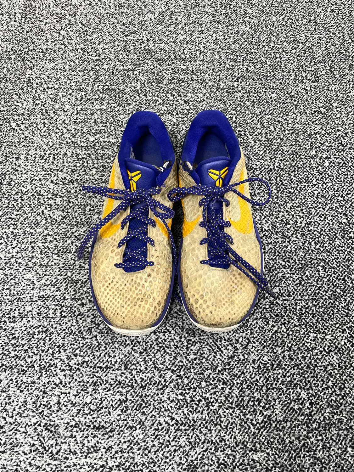 빈티지9. 나이키 붐 코비 6 레이커스 홈 스니커즈 농구화 운동화 상품이미지2
