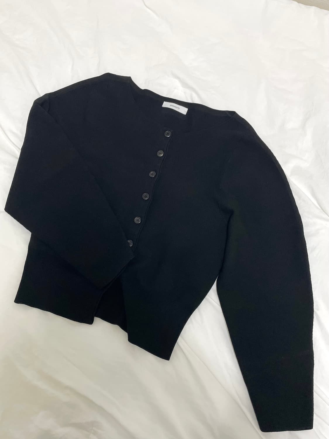 아모멘토 홀가먼트 라운드 가디건 상품이미지3