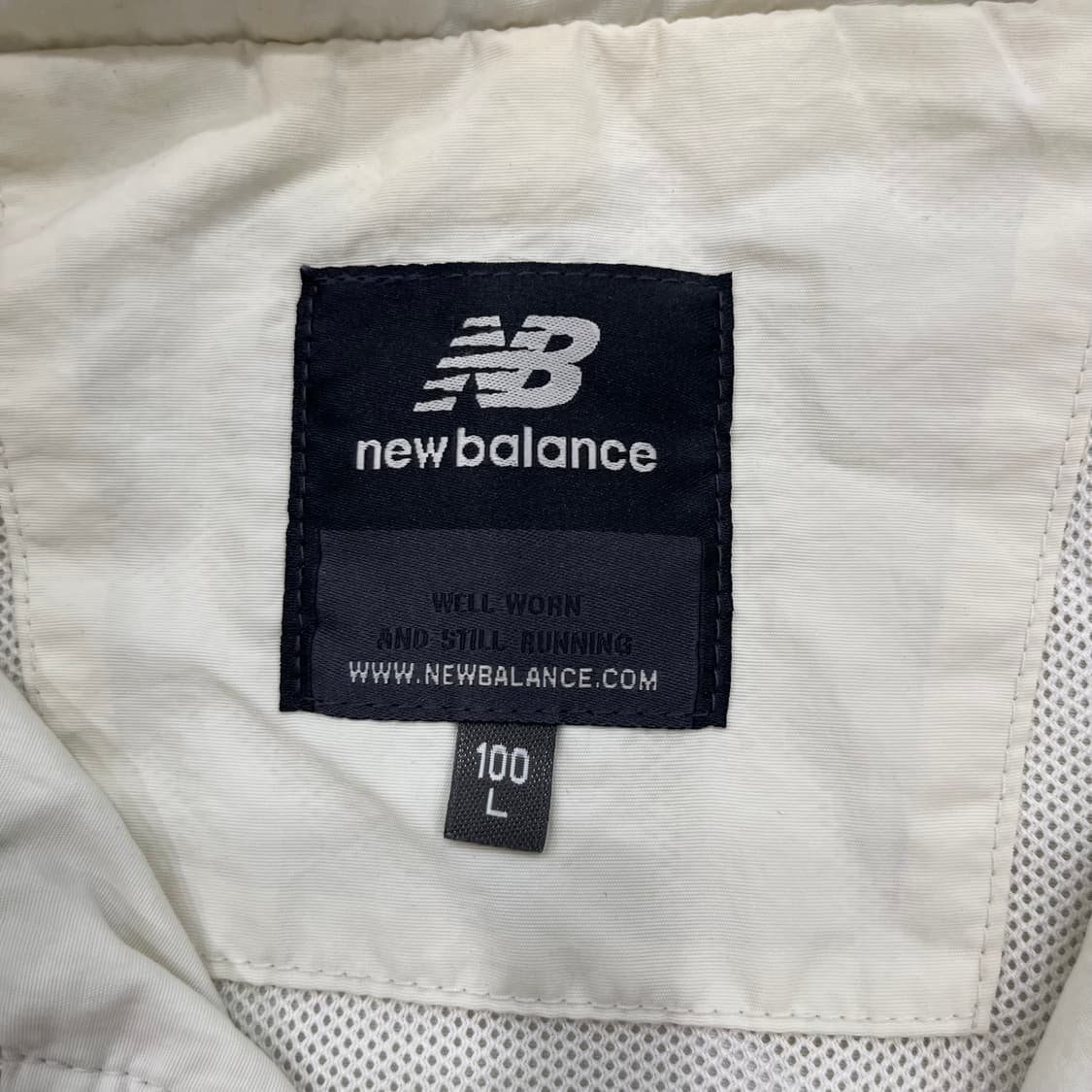 L 뉴발란스 아이보리 바람막이 자켓 상품이미지7