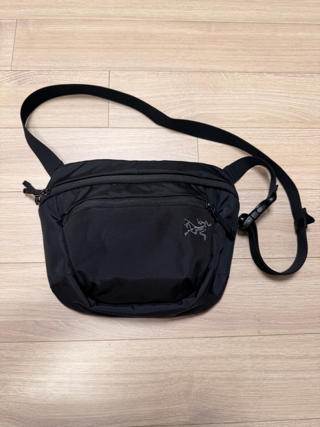 아크테릭스 맨티스2 구형 블랙 상품이미지1