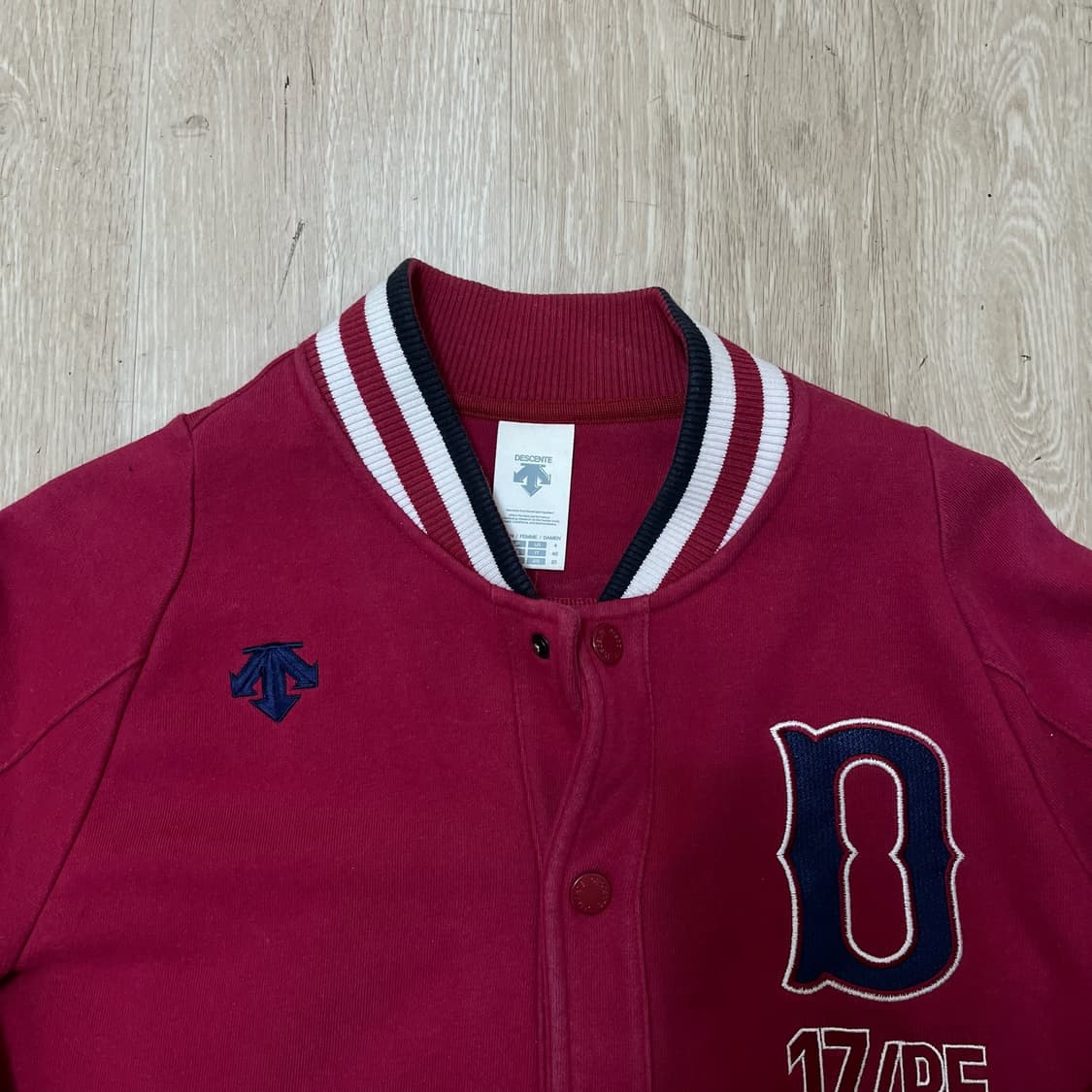 데상트 여성 추신수 헌정 20-20 클럽 바시티 자켓 [와인] S/85 상품이미지2