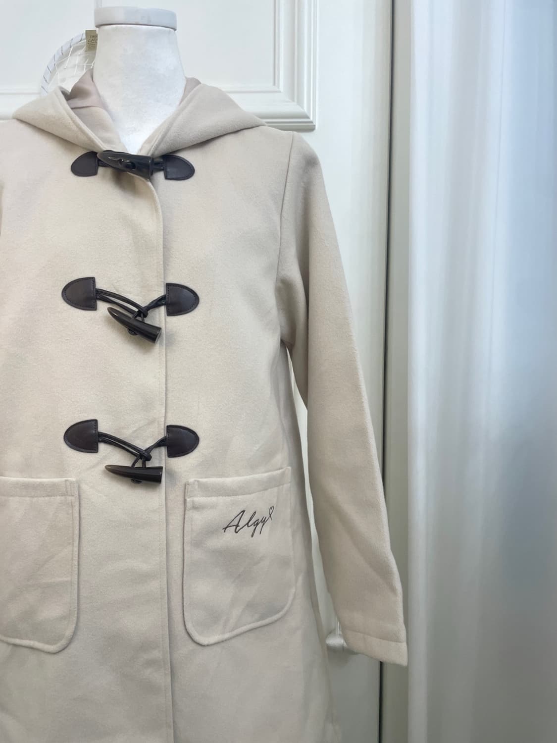 beige ivory pocket embroidery basic coat 상품이미지8