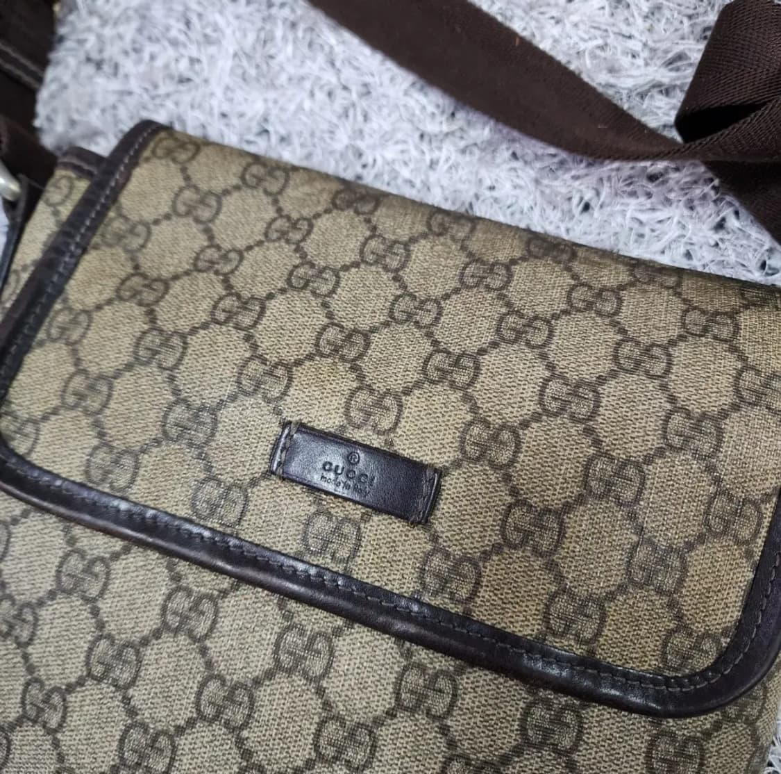 구찌 GG PVC 크로스백 상품이미지5