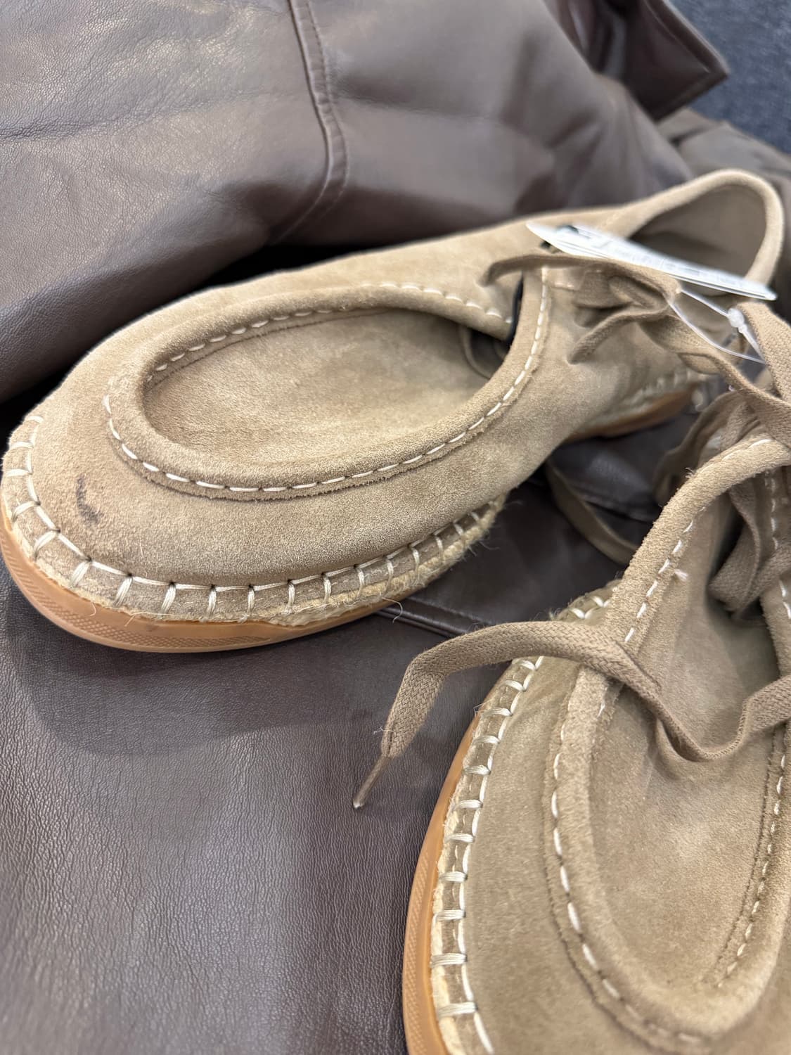 자라 소가죽 스웨이드 남성 스니커즈  상품이미지7