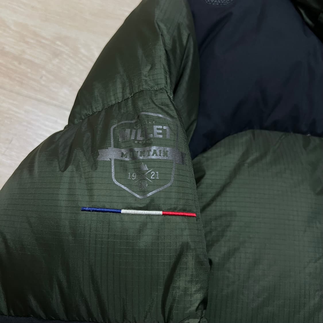 밀레 윈드스토퍼 옴니히트 구스다운 푸퍼패딩 점퍼 [카키] M/95 상품이미지6