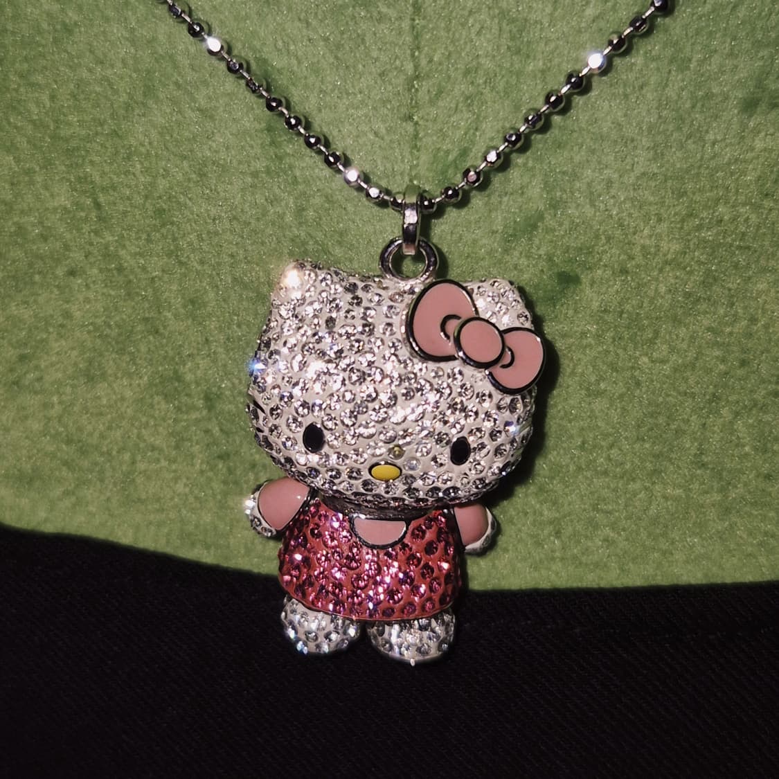 11s 한정 키티 x 스와로브스키 파베 인형 목걸이 상품이미지2