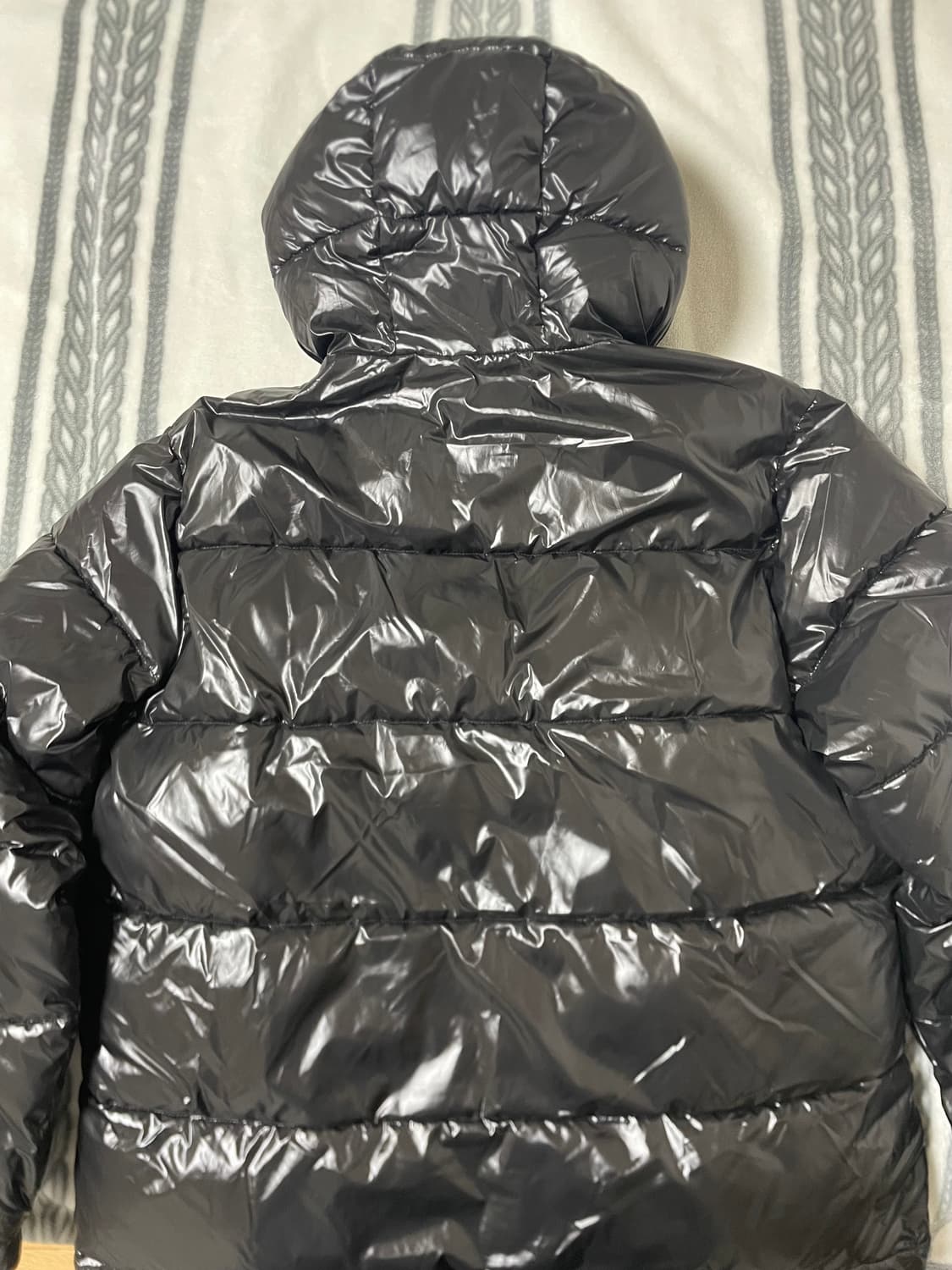 몽벨 플라잉 웜업 패딩 상품이미지2