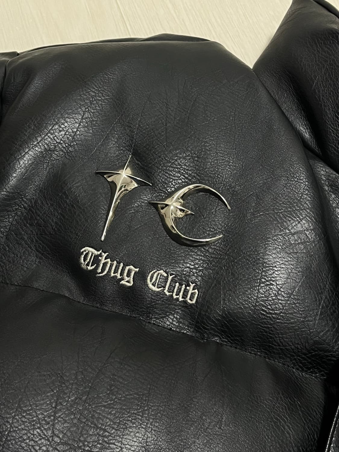 떠그클럽 레더패딩 3 상품이미지5