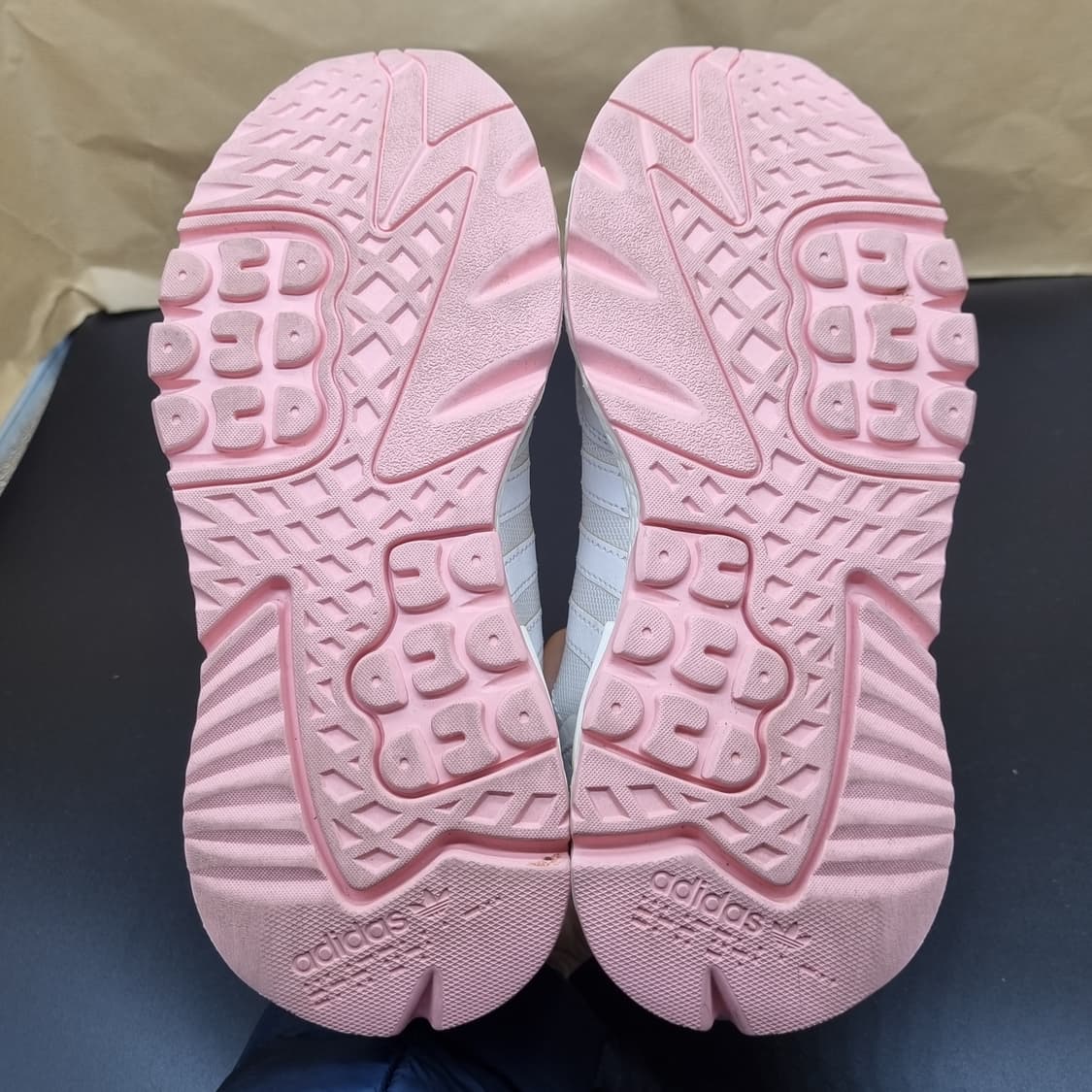 아디다스 나이트조거 여성운동화230  상품이미지3