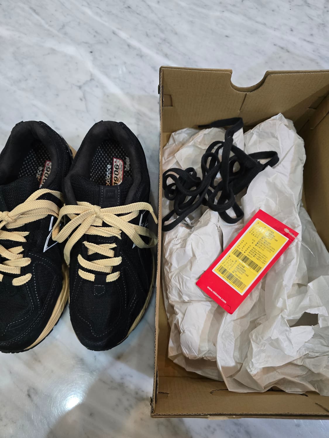 뉴발란스운동화 1906rk 240 판매합니다. 상품이미지3