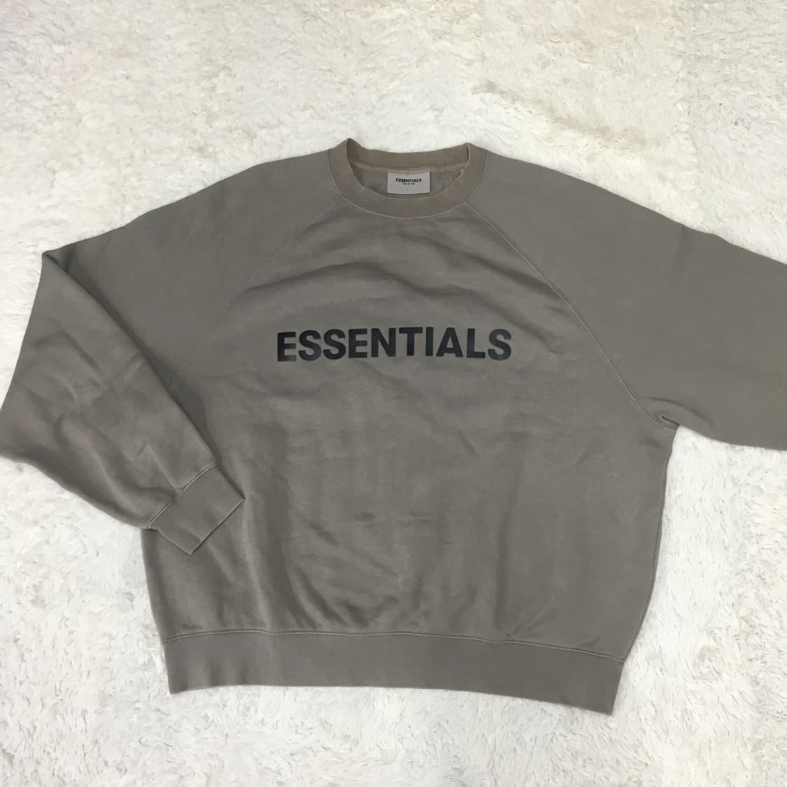 피오갓 에센셜 빅로고 맨투맨 DD01 상품이미지1