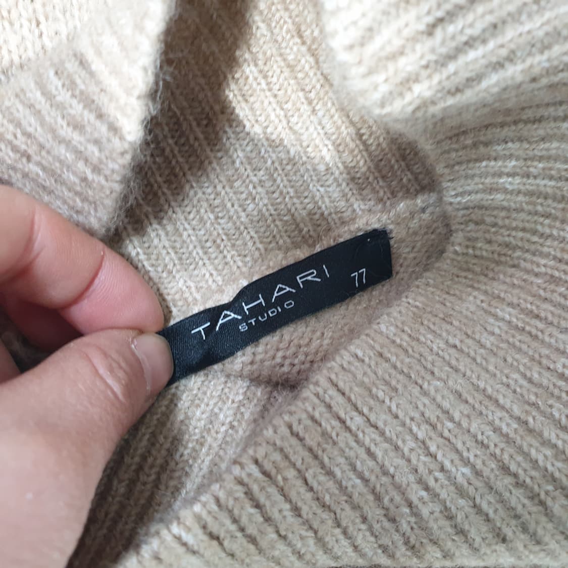 타하리 TAHARI 모크넥 울니트 77 상품이미지6