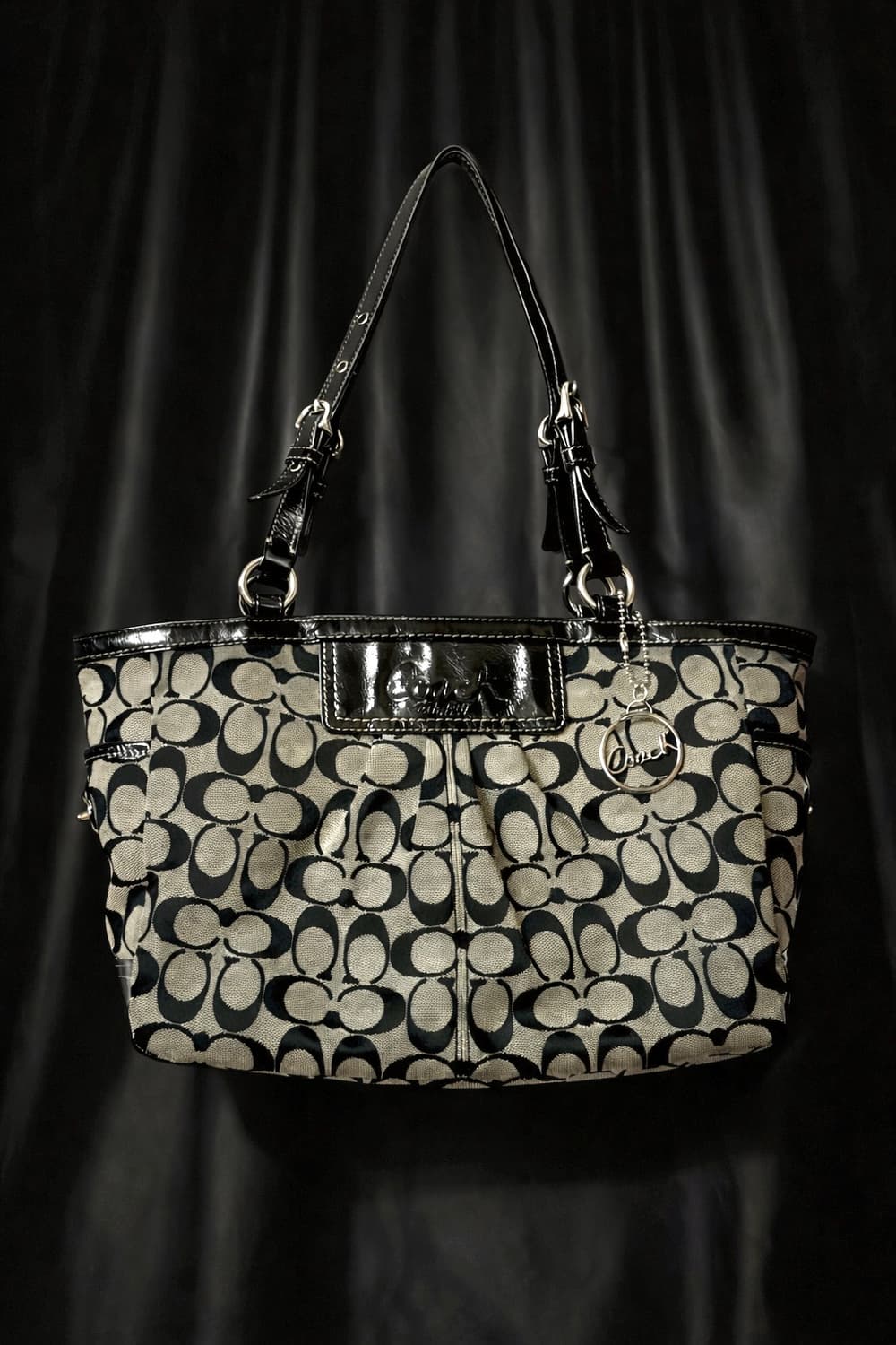 코치 시그니처 자카드 숄더백 블랙 토트백 상품이미지1