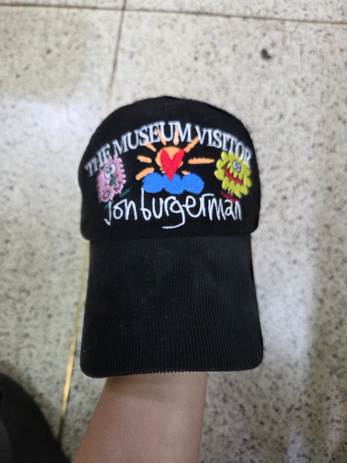 더뮤지엄비지터 존버거맨 볼캡 모자 상품이미지1