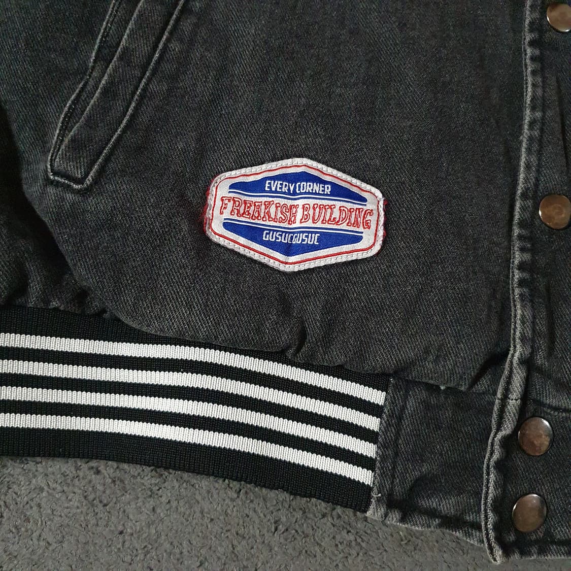 프리키쉬빌딩 데님 바시티 자켓 2 100세미오버 상품이미지3