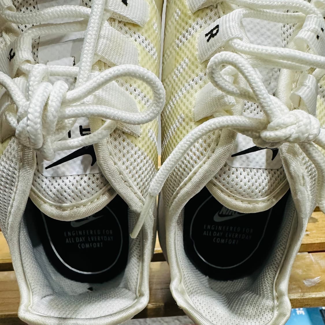 245) 나이키 운동화 여성 여자 신발 에어맥스 엑시드 상품이미지8