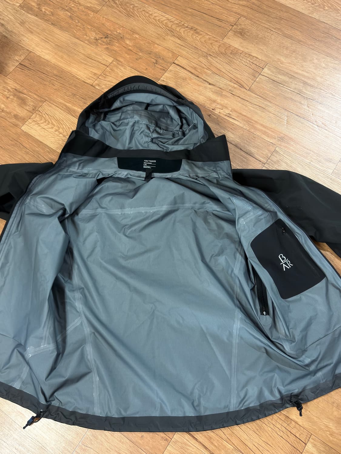 아크테릭스 베타 AR. 블랙. L 상품이미지3