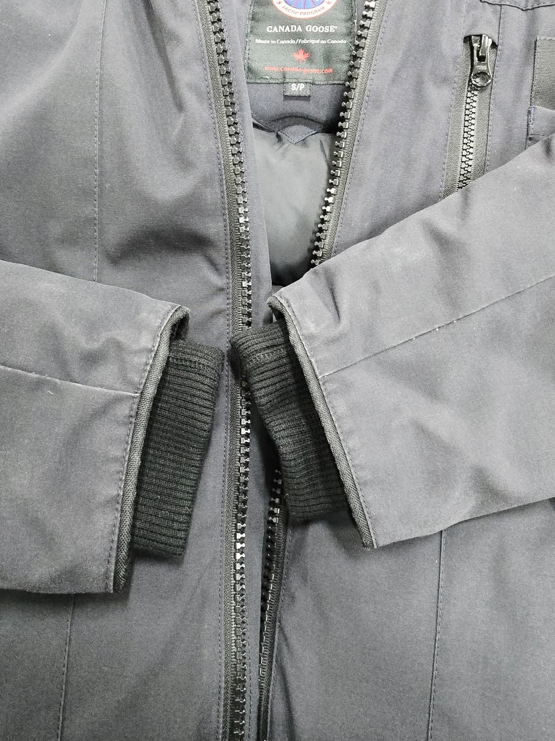 캐나다구스 블랙 패딩 자켓 상품이미지8