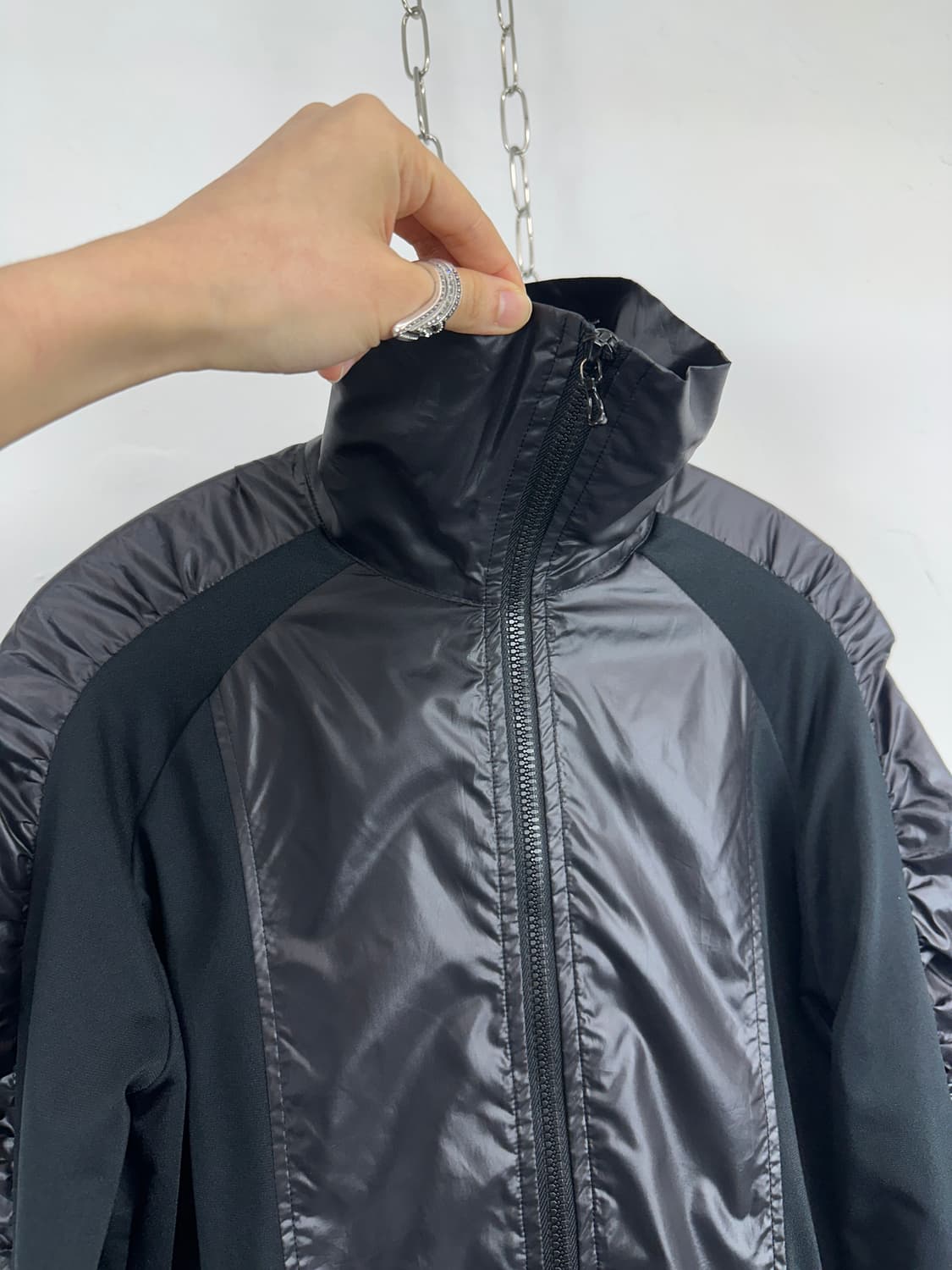 Rip Van Winkle Shirring Sleeve Blouson 상품이미지3