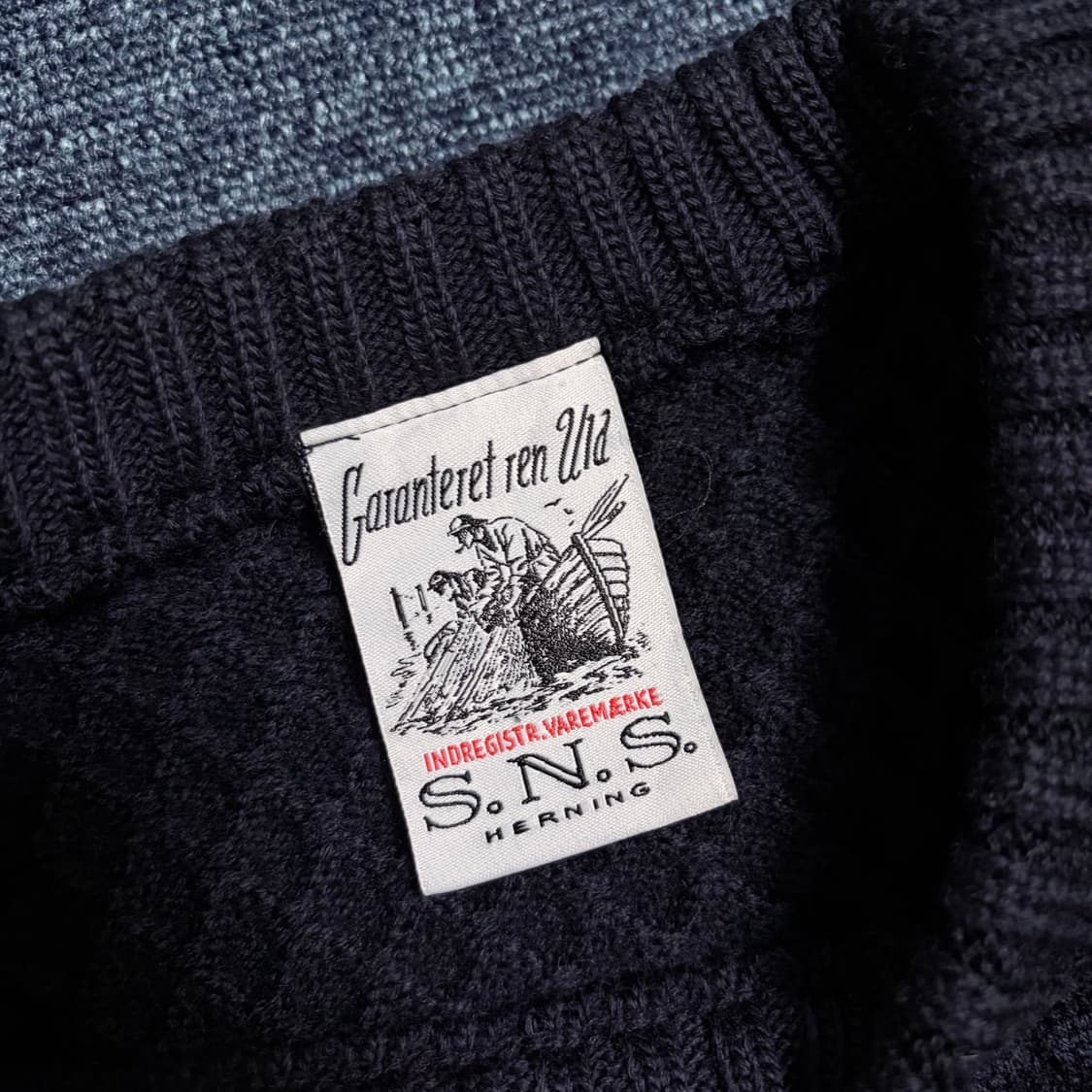 S.N.S Hearning 패턴 울 스웨터 상품이미지4