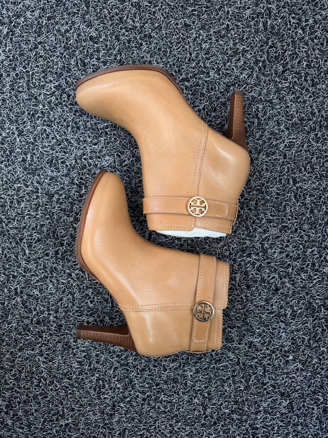 토리버치 브라운 가죽 앵클 부츠 6.5 (235mm) 상품이미지6