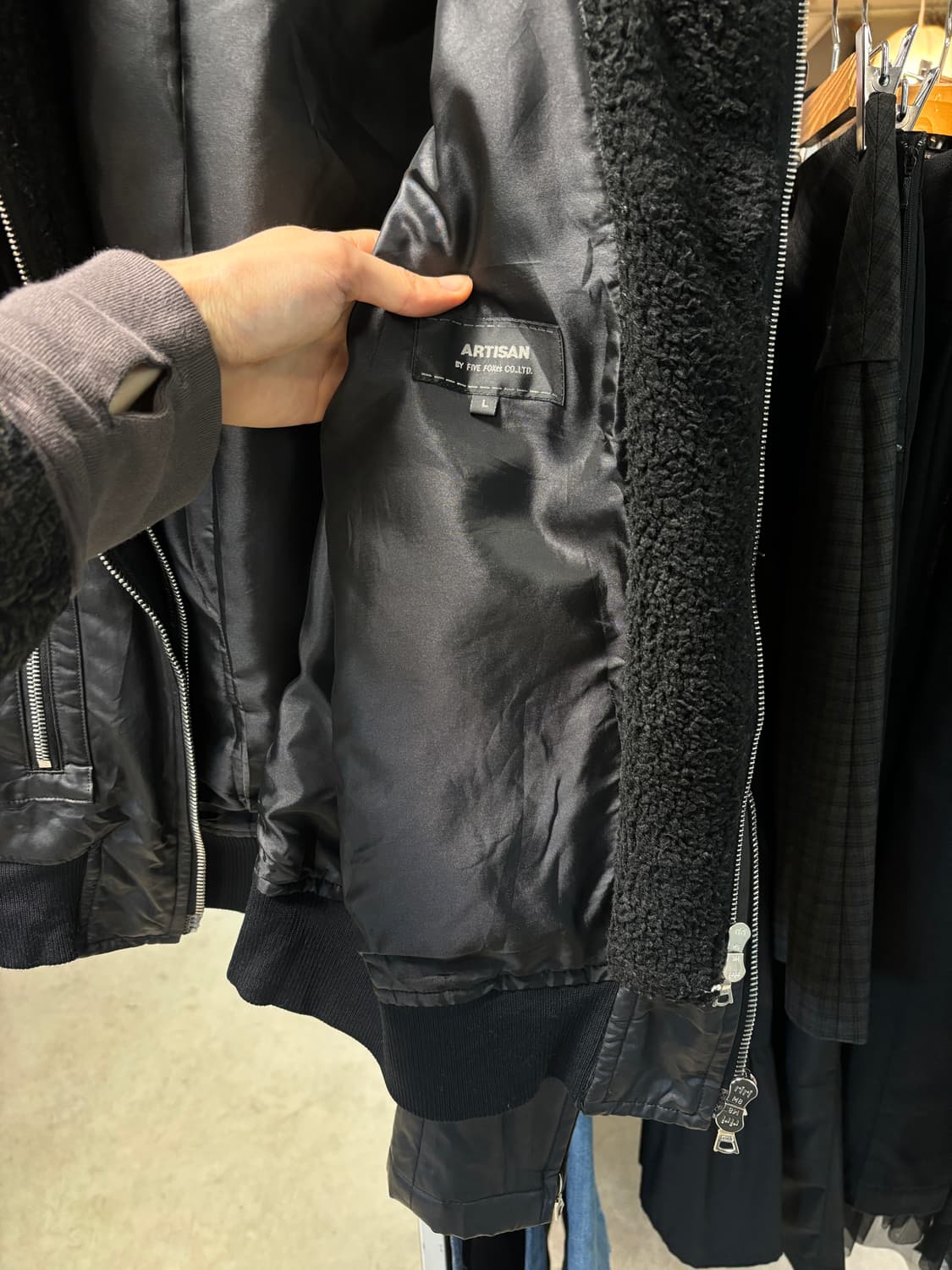 아티잔 레더 후드 레이어드 봄버자켓 상품이미지7
