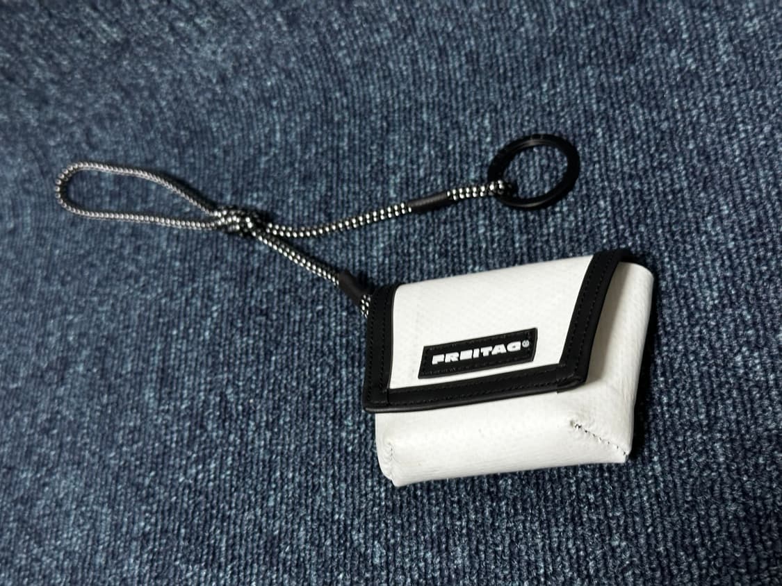 새제품 Freitag 프라이탁 올흰 미니 키링 판매 상품이미지5