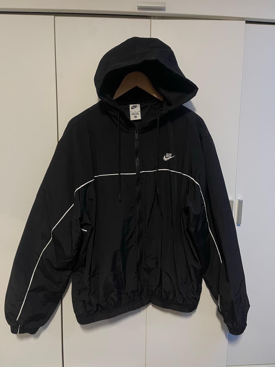 나이키 후드 바람막이 블랙 XL 상품이미지4