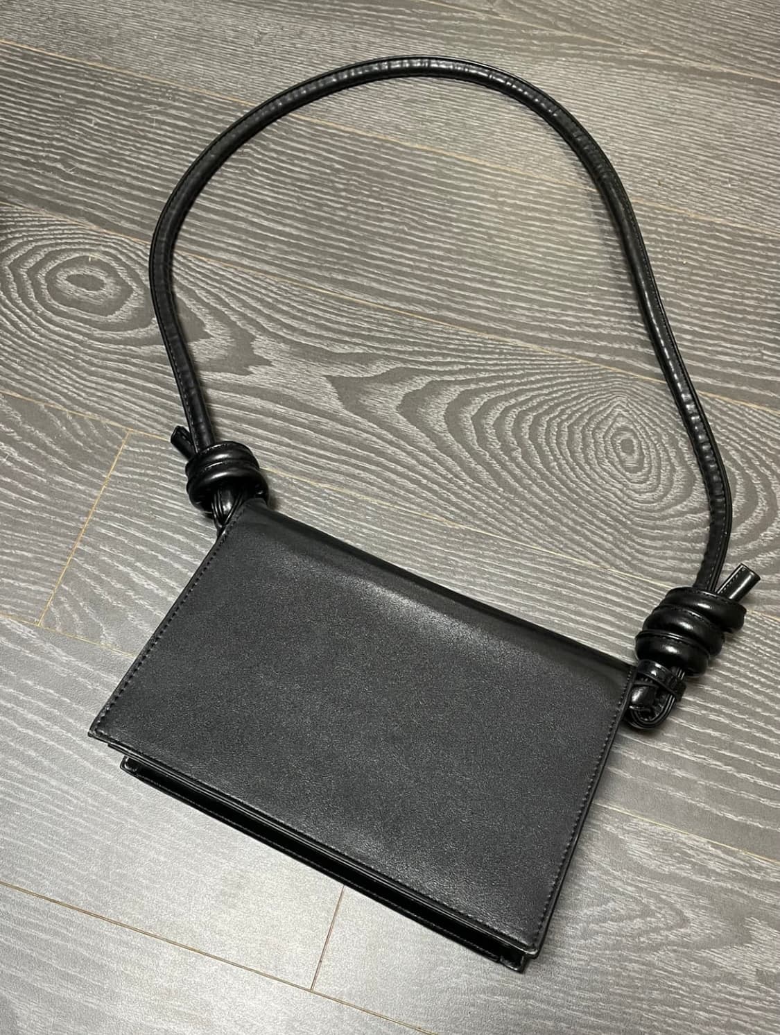 나눔) 4our b 블랙 로프백 상품이미지2