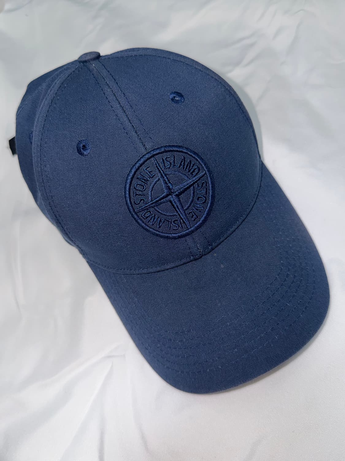 스톤아일랜드 나침반 로고 자수 볼캡 상품이미지1