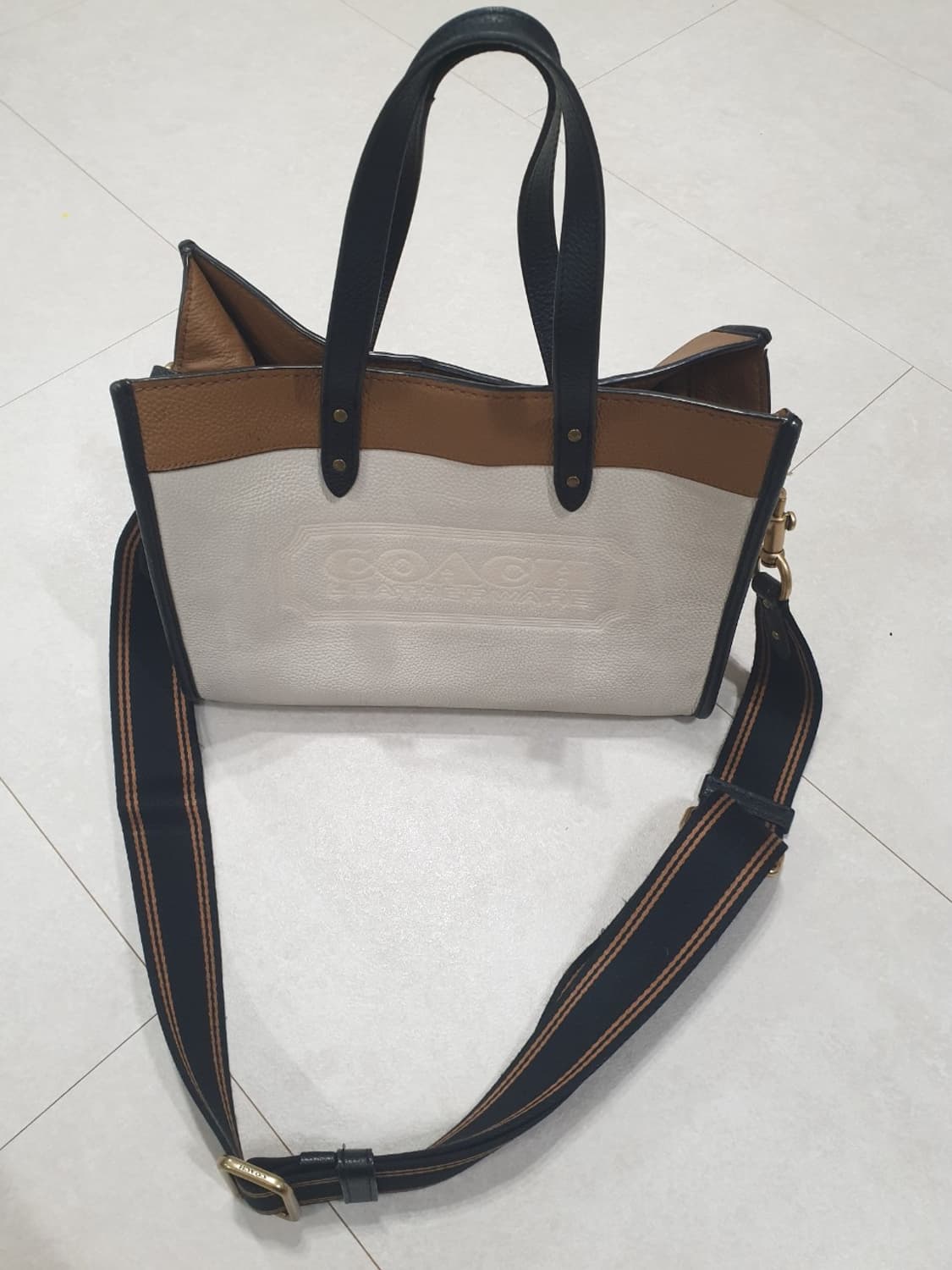 코치가방(토트, 크로스백) 상품이미지1