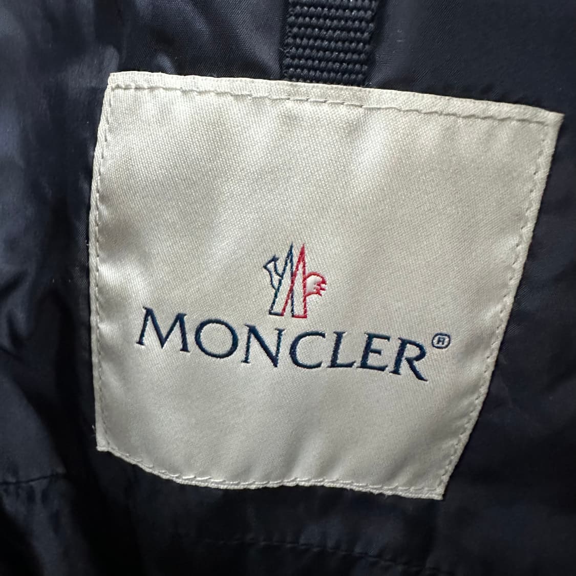 90 몽클레어 마티아스 남자 사파리 다운 패딩 상품이미지4