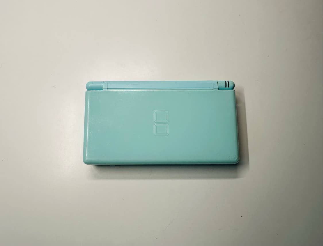 닌텐도 DS Lite DSL 아이스블루 일판 + 정품충전기 판매(3DS) 상품이미지2